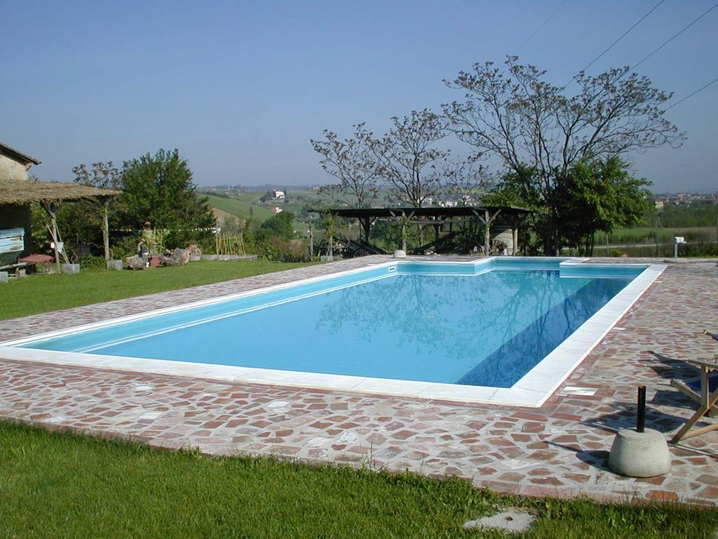 Agriturismo Poggio Ai Grilli Gambassi Terme Exterior photo