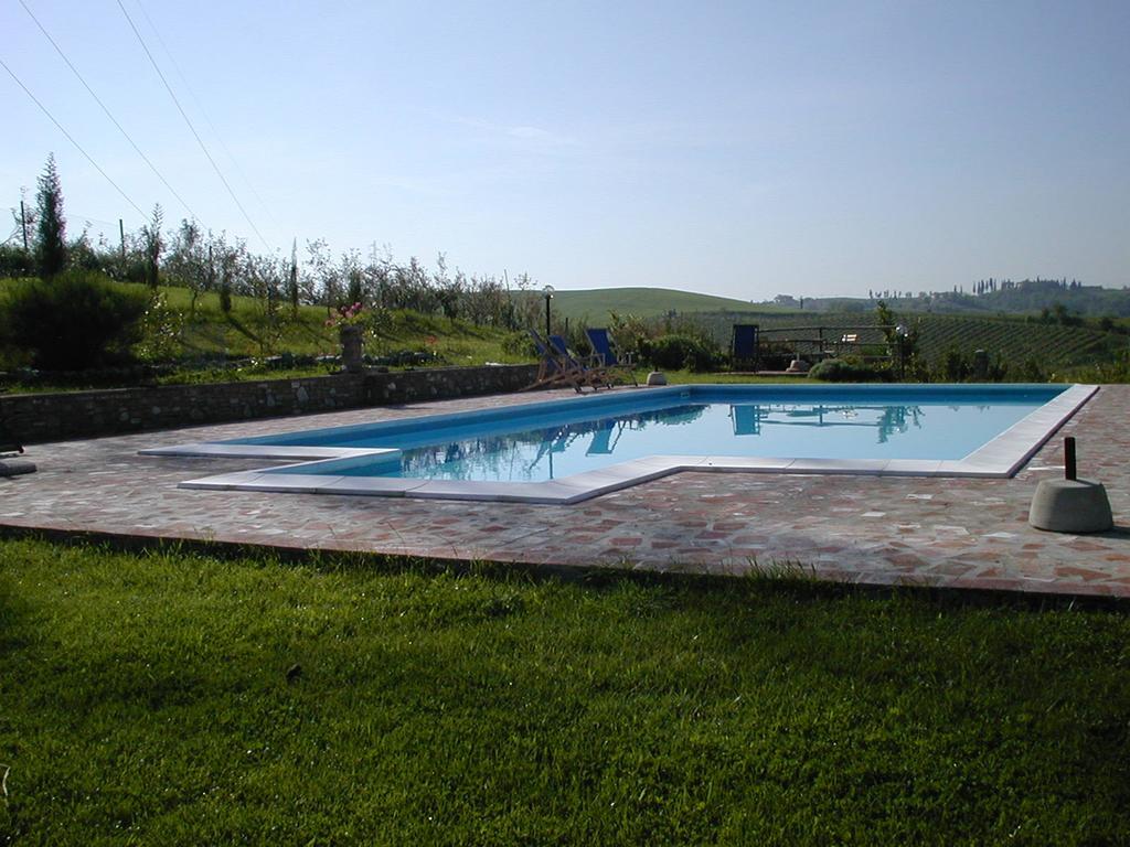 Agriturismo Poggio Ai Grilli Gambassi Terme Exterior photo